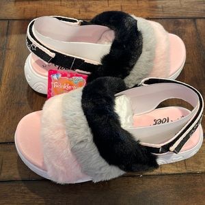 skechers sandals size 2